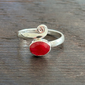 Simple Swirl Adjustable Sterling Silver Ring - Ruby colour
