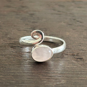 Simple Swirl Adjustable Sterling Silver Ring - Rose Quartz