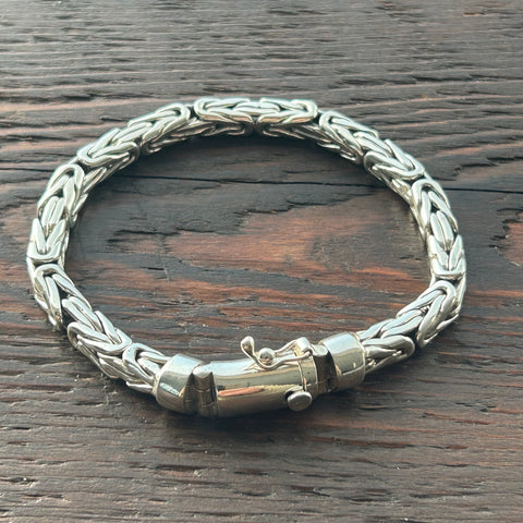 Large Polished 'Borobudur' Balinese Design Silver Link Bracelet