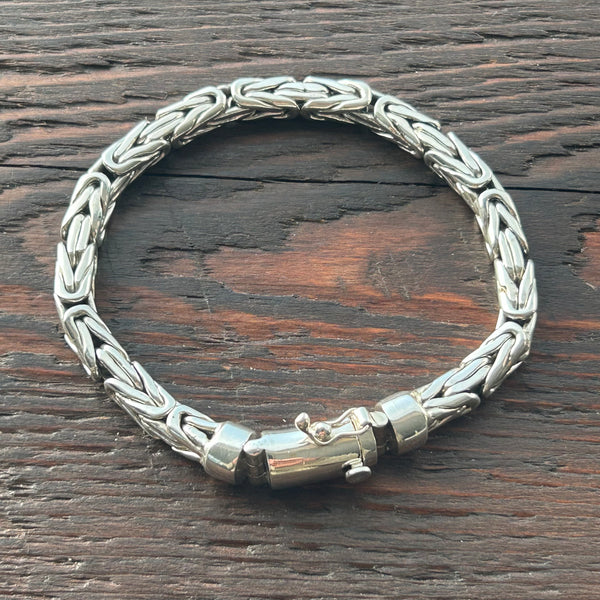 Large Polished 'Borobudur' Balinese Design Silver Link Bracelet