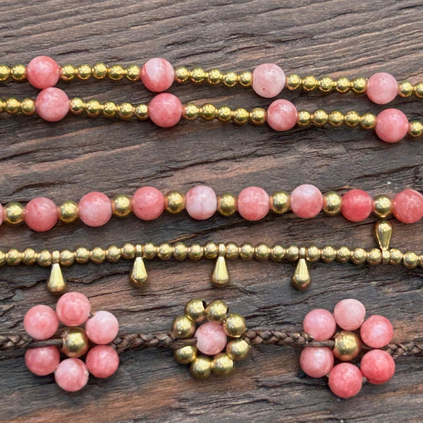 'Bead Love' Flower Design Bead Bracelet (Pink)