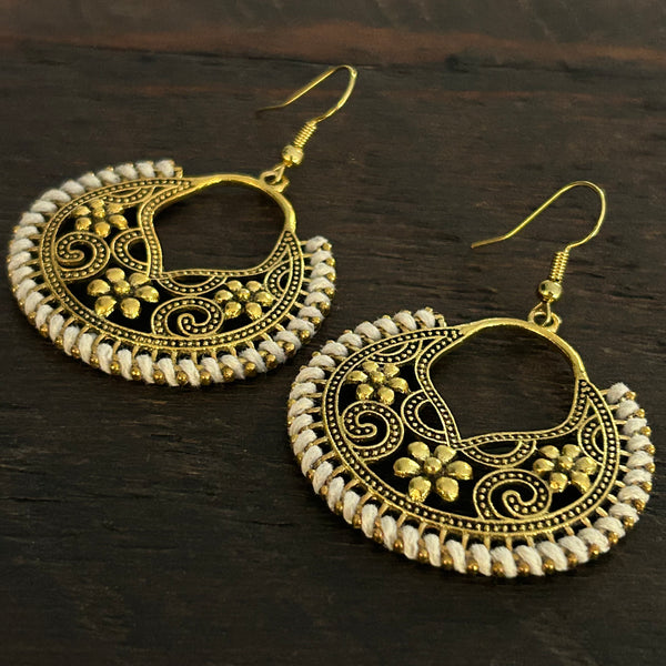 ‘Ethnic Vibes’ Round Flower Design Earrings - White