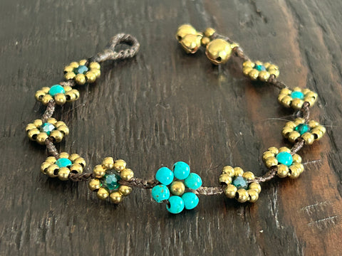 'Bead Love' Flower Design Bead Bracelet (Blue Turquoise & Green)