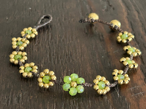 'Bead Love' Flower Design Bead Bracelet (Bright Green)