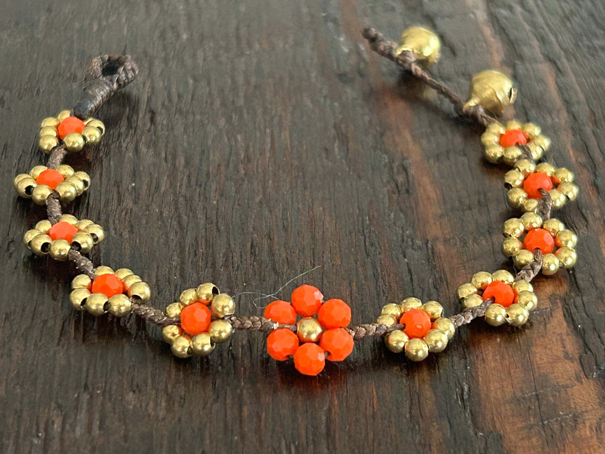 'Bead Love' Flower Design Bead Bracelet (Orange)