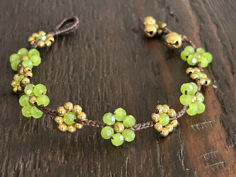 'Bead Love' Flower Design Bead Bracelet (Bright Green)