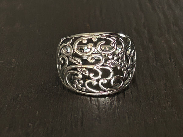 Swirl Design Sterling Silver Ring