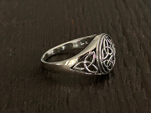 Round Celtic Design Sterling Silver Ring