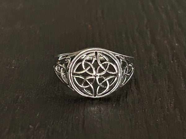 Round Celtic Design Sterling Silver Ring