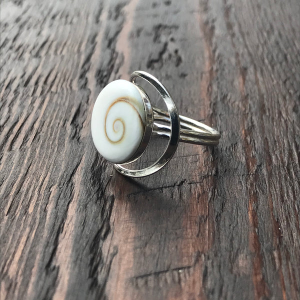 Shiva Shell Abstract Setting Sterling Silver Ring
