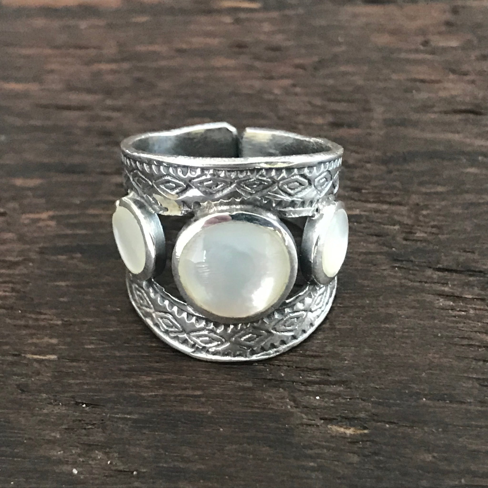 Triqui Sterling Silver & Mother Of Pearl Ring