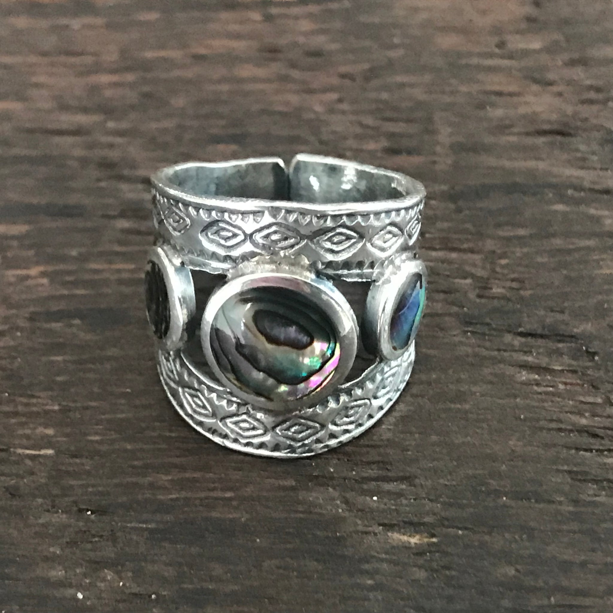 Triqui Sterling Silver & Abalone Ring