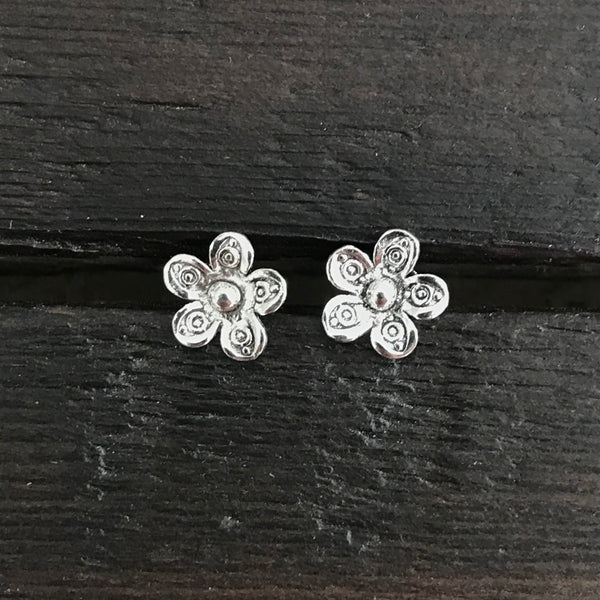 Sterling Silver 'Hilltibe Flower' Stud Earrings