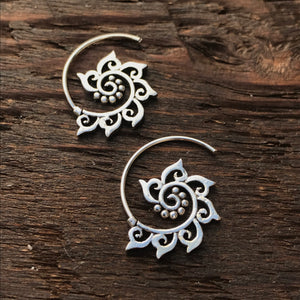 925 Sterling Silver 'Tribal' Design Spiral Hoop Earrings
