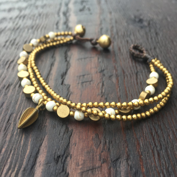 'Bead Love' Bead Feather Charm Bracelet (Natural)